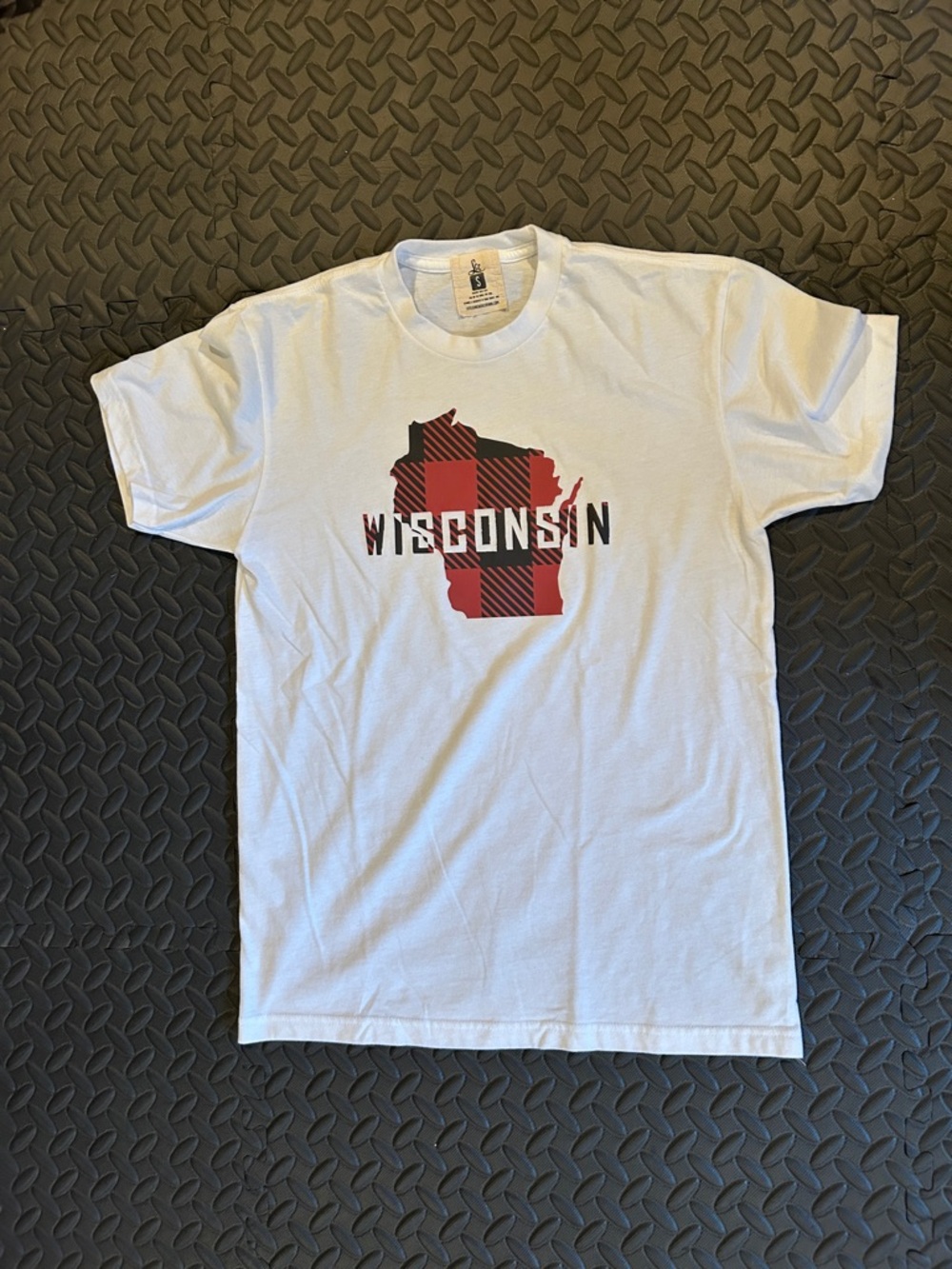 Women’s White Short-Sleeve Wisconsin Plaid Graphic Tee